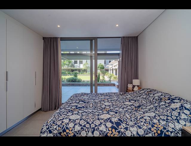 2 BEDROOM APARTMENT TO LET IN SIBAYA PRECINCT